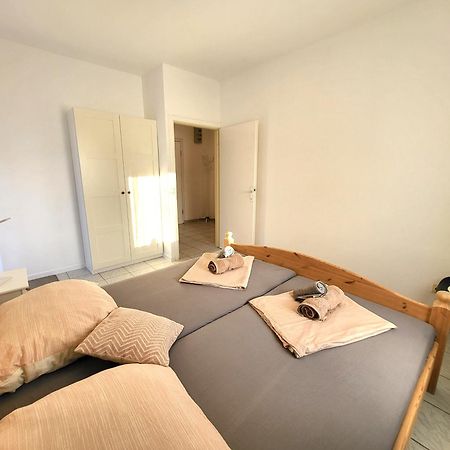 Apartments Pitve Елса Экстерьер фото
