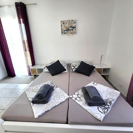 Apartments Pitve Елса Экстерьер фото