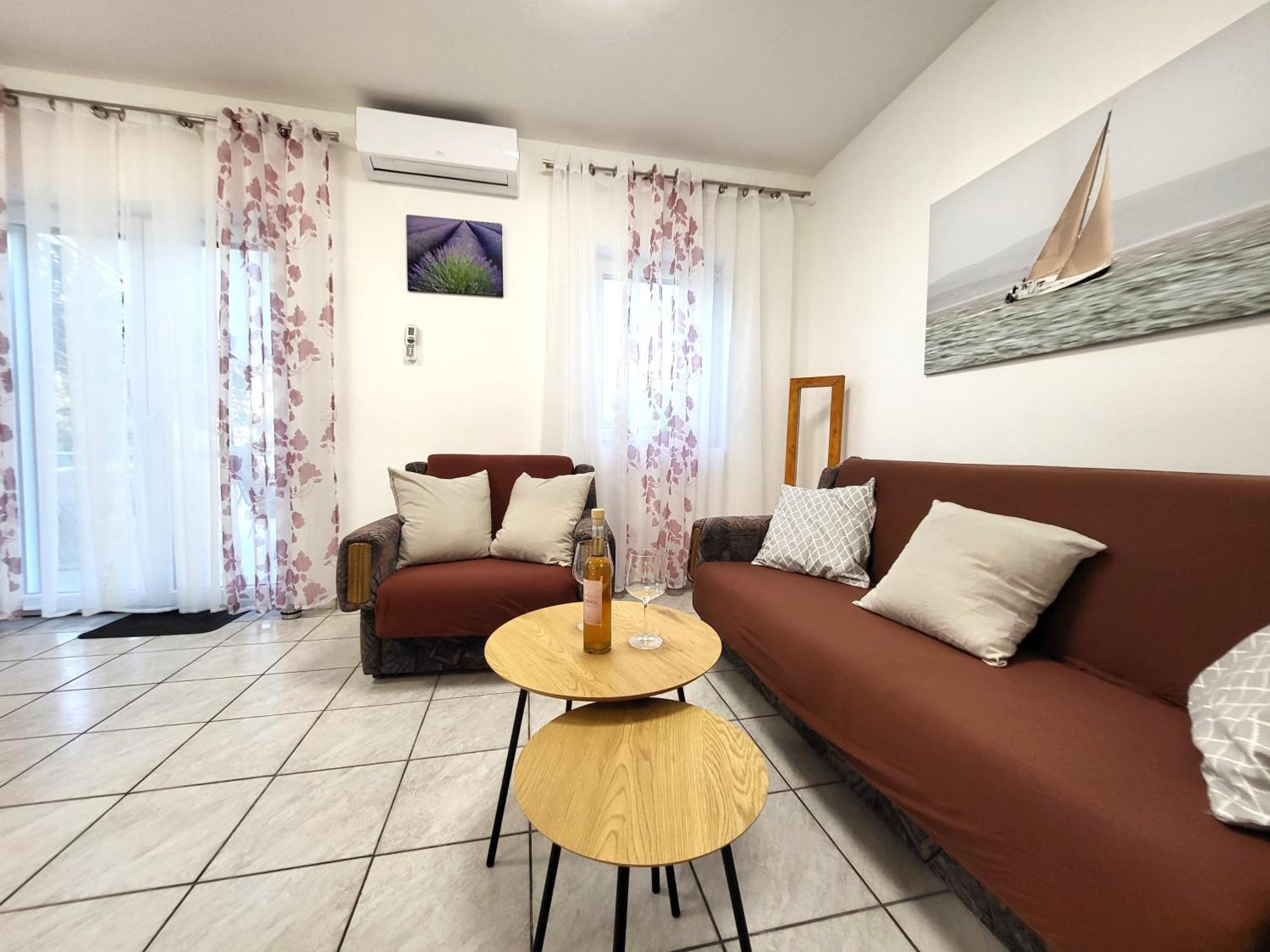 Apartments Pitve Елса Экстерьер фото
